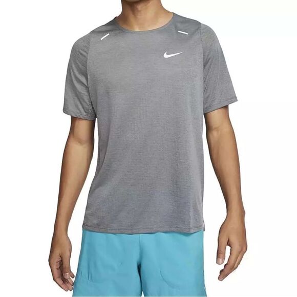 🏷️ 5 for $25 - NIKE Short Sleeve Tee - Picture 1 of 8